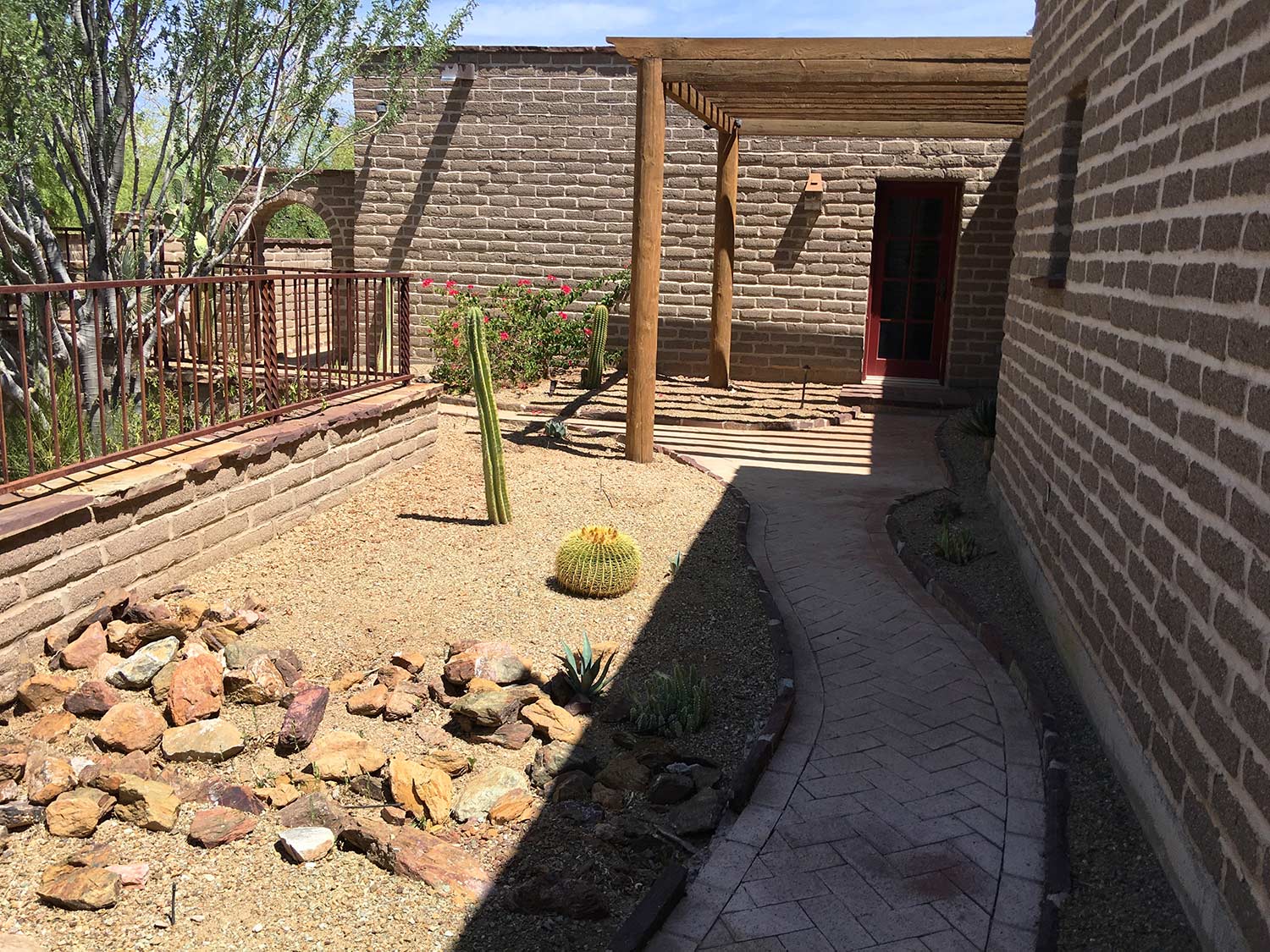 xeriscape-landscaping-in-arizona-image-023